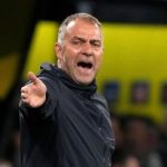 Hansi Flick ‘sấy tóc’ dàn sao Barca