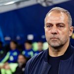 Hansi Flick than phiền về trọng tài sau thất bại của Barcelona