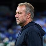 Hansi Flick vá hàng công Barca với tam tấu Yamal – Rashford – Bardghji