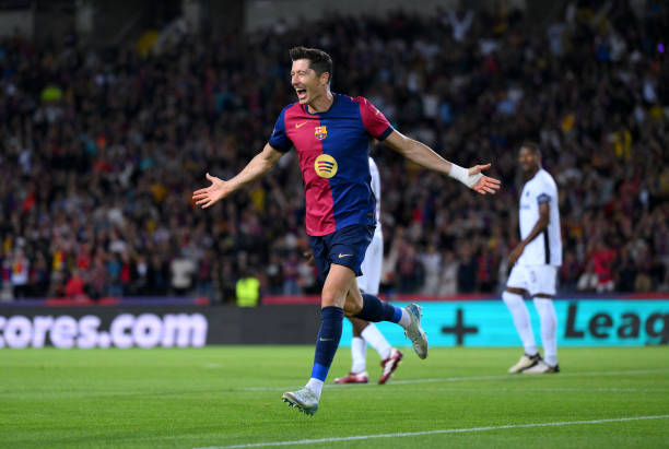 Harry Kane nói thẳng về trình độ của Lewandowski