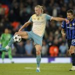 Henry khẳng định Haaland kém Kane