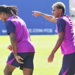 HLV Flick tìm cách ứng phó với khủng hoảng chấn thương