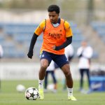 Hồi phục thần tốc, trụ cột Real Madrid sẵn sàng đấu Milan