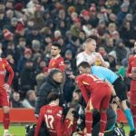 Jones chấn thương, Liverpool đối mặt nguy cơ sứt mẻ đội hình