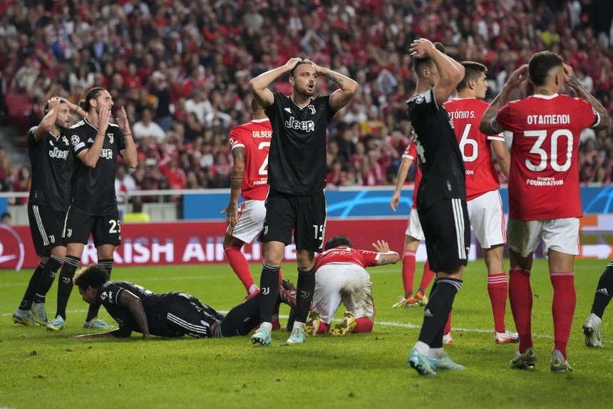 Juventus lao dốc từ thương vụ Ronaldo