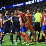 Khi Guardiola cho Man City diễn nhiều vai