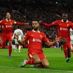 Khoảnh khắc xấu hổ, Mbappe muốn chui xuống lỗ