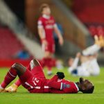 Không chịu nổi, Klopp ‘sấy’ 1 sao Liverpool ngay hiệp 1