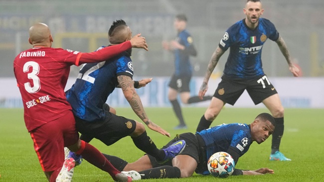 Klopp tung chiêu, Liverpool lật ngược ván cờ trước Inter