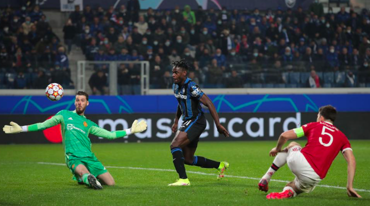 Lại giải cứu Solskjaer, Ronaldo phơi bày 4 vấn đề ở Man Utd