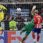 Làm tung lưới Atletico, thủ môn được so sánh với Haaland