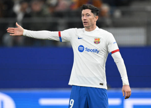 Lewandowski tệ nhất trong 12 năm qua