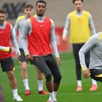 Liverpool chiến Bayer: Steve Nicol dự đoán bất ngờ về lựa chọn nhân sự của Arne Slot