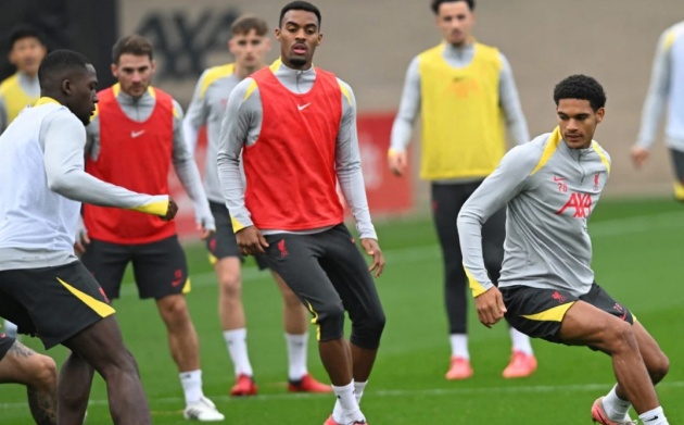 Liverpool chiến Bayer: Steve Nicol dự đoán bất ngờ về lựa chọn nhân sự của Arne Slot