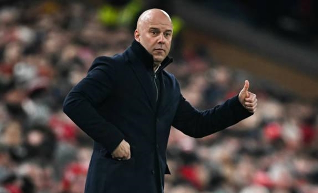 Liverpool hay nhưng Arne Slot còn đó nỗi lo