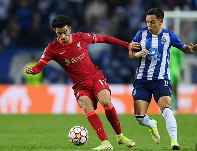 Liverpool thắng tưng bừng, Owen chỉ ra cái tên chói sáng