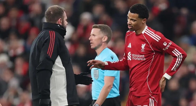 Liverpool thiệt đơn thiệt kép: Thua PSV, mất luôn Ekitike