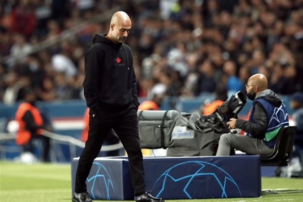 Man City bại trận chỉ ra sai lầm của Pep Guardiola