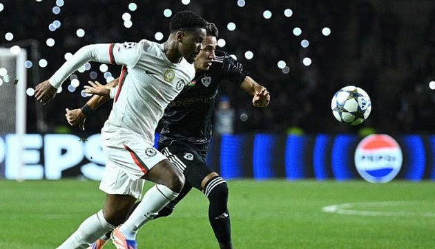 Maresca và Chelsea trả giá cho tuổi trẻ tại Baku