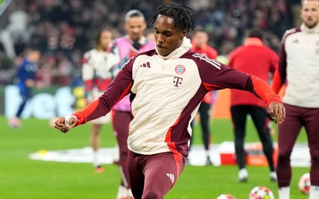 Mathys Tel mang tín hiệu đáng chú ý đến cho Chelsea