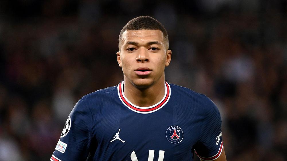 Mbappe: Anh đang đá như thể muốn rời PSG ngay lập tức!
