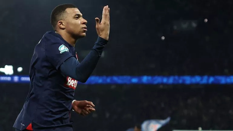 Mbappe gửi lời tuyên chiến tới Barca