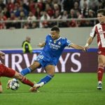 Mbappe tỏa sáng, Real Madrid phơi bày điểm yếu chết người