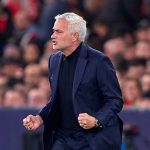 Mourinho khen ngợi Benfica sau chiến thắng trước Napoli