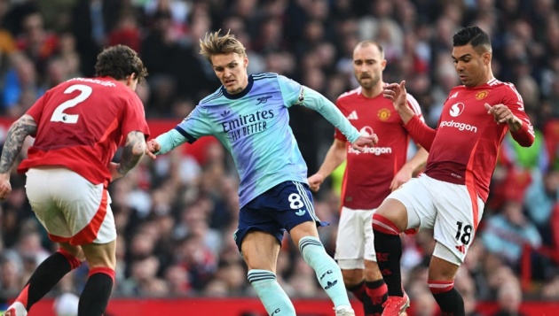 MU vô địch Europa League sẽ là tin xấu cho Arsenal