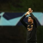 Mua tiền vệ nhưng có 11 bàn sau 12 trận – Món hời thực sự của Real