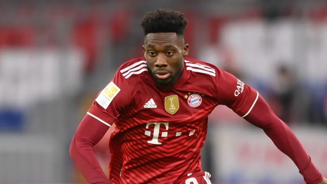 Nagelsmann thông báo tin quan trọng về Alphonso Davies