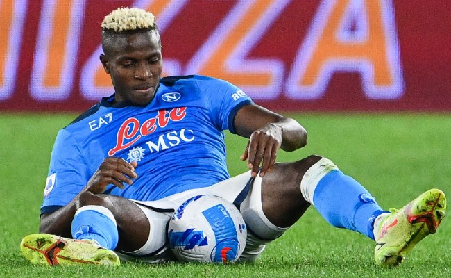 Napoli báo tin xấu trước trận Liverpool