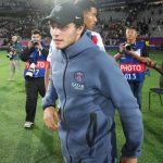 Neves vắng mặt phút chót, Enrique lý giải quyết định