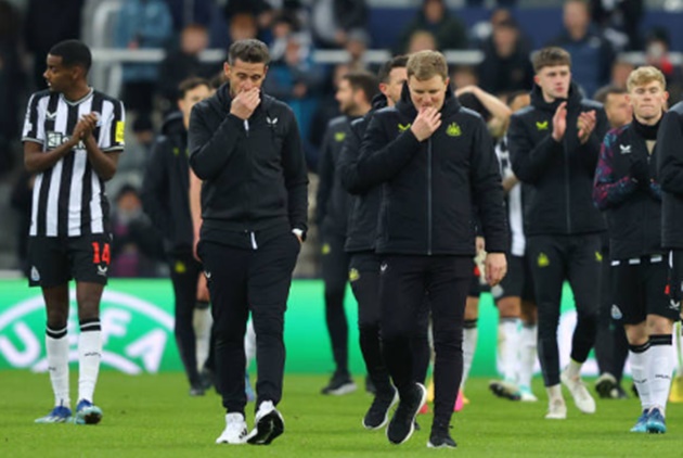 Newcastle bị loại tức tưởi, Eddie Howe nói thẳng lý do