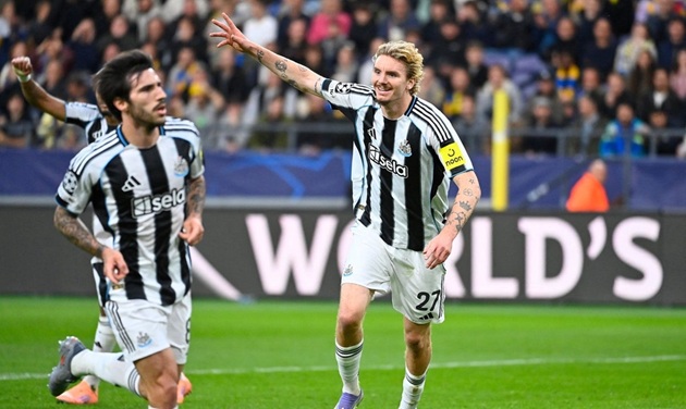 Newcastle không phải “kẻ ngốc” khi chiêu mộ Nick Woltemade