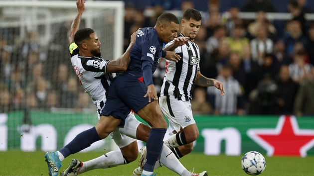 Newcastle United đã dạy cho PSG cách để giành chiến thắng