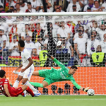 Nghịch lý Mohamed Salah