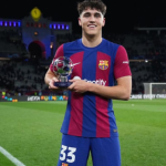 Ngọc quý Barca đi vào lịch sử Champions League