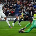 Ngược dòng kinh điển, Benzema thổi bay PSG khỏi Champions League