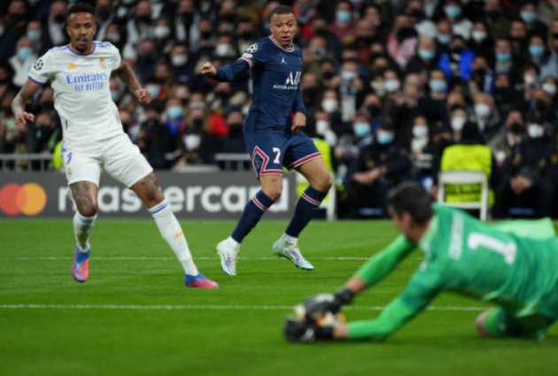 Ngược dòng kinh điển, Benzema thổi bay PSG khỏi Champions League