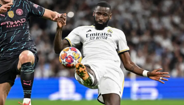 Người thắng kẻ thua sau trận Real 3-3 Man City