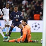 Nhìn Ancelotti và Enrique, nhận ra bài học ngăn chặn Mbappe