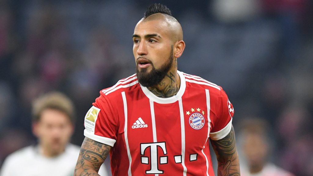 NÓNG: Arturo Vidal nghỉ hết mùa, lỡ đại chiến Real Madrid