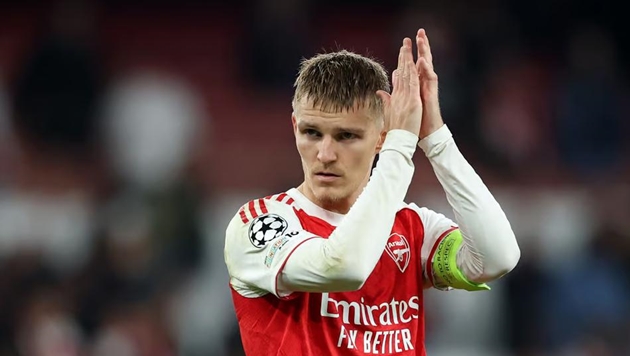 Odegaard xứng danh nhạc trưởng Arsenal