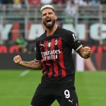 Olivier Giroud sẵn sàng đối đầu với Paris Saint-Germain