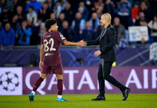 Pep Guardiola buộc phải đưa ra thử nghiệm khi thiếu vắng Rodri