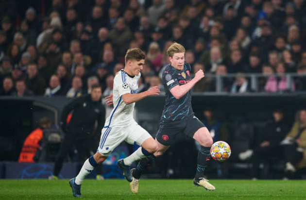 Pep Guardiola: “De Bruyne như một chai rượu ngon”