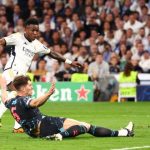 Pep Guardiola nhắn nhủ chủ tịch Real Madrid sau trận hòa