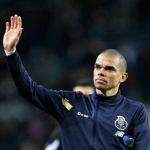 Pepe cùng hậu bối lập kỷ lục tại Champions League