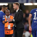 Peter Crouch chỉ ra vấn đề nghiêm trọng ở Chelsea